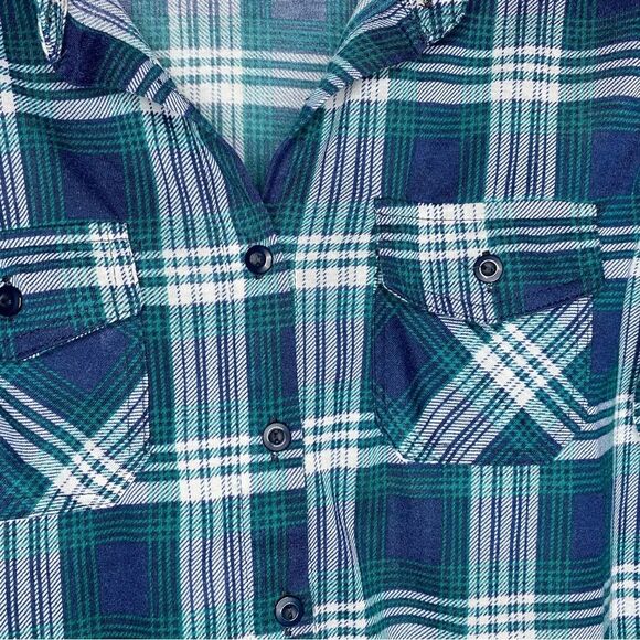 Ardene green plaid button down shirt - Picture 4 of 6